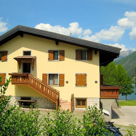 Belvilla By Oyo Villa Etti Bilo - Fronte Lago Molina di Ledro Eksteriør billede