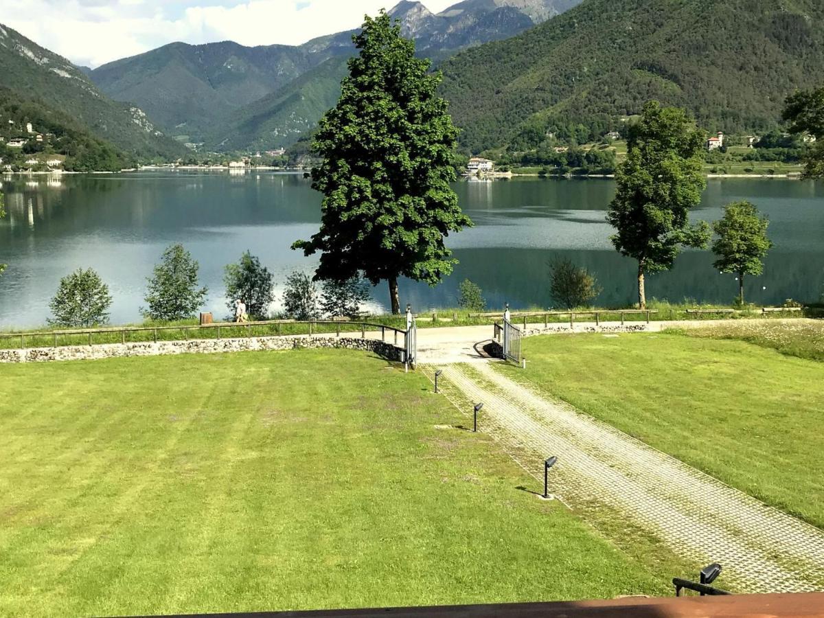 Belvilla By Oyo Villa Etti Bilo - Fronte Lago Molina di Ledro Eksteriør billede